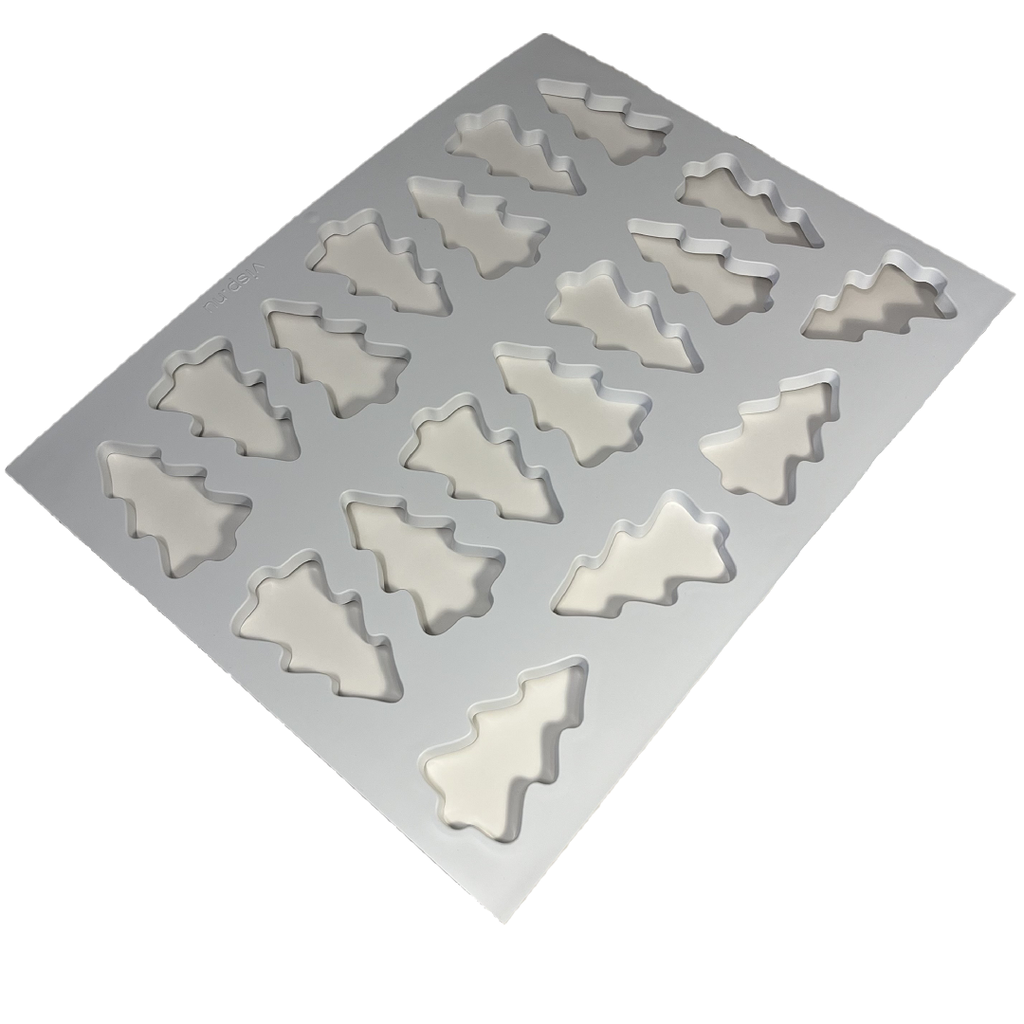 [DI-TREE] CUTTER 45x60 CHRISTMAS TREE 18st 125x70/60/42mm Plastic - 2st/paket
