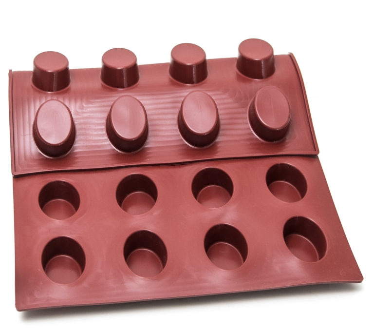 SILIKONEMÅTTE 40x60 OVAL 24stk 70mm 