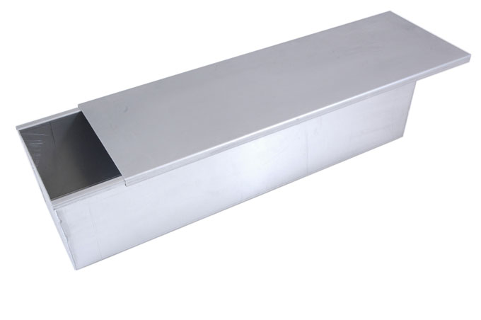 [STRX-13525] BRØDFORM 13L 590mm MED SKYDELÅG Svejsede hjørner